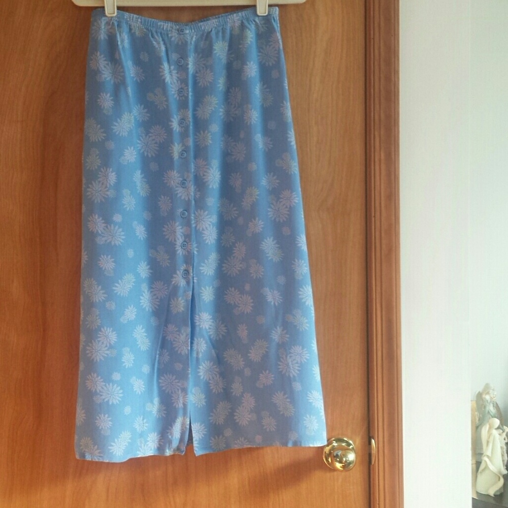 NWNT Skirt
